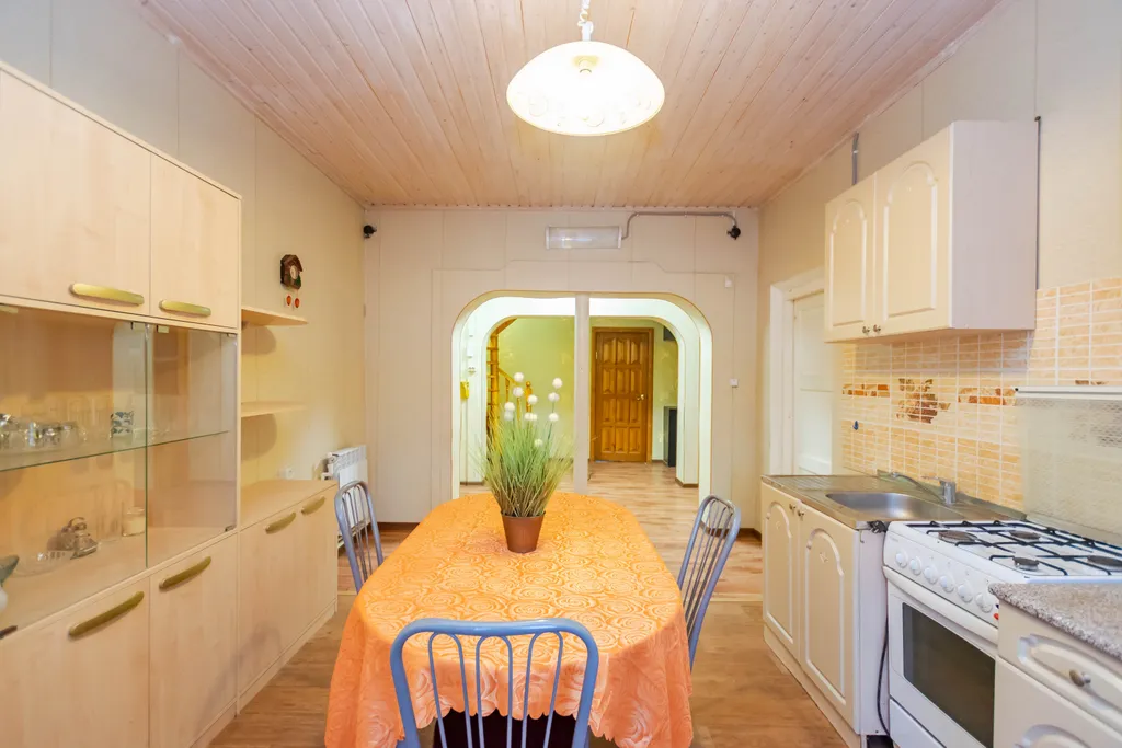 Дом вблизи соснового бора