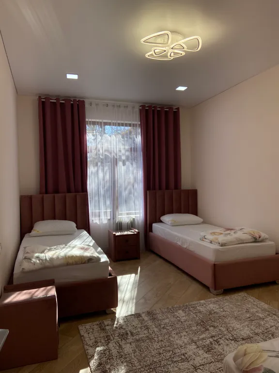 4-комнатный Дом