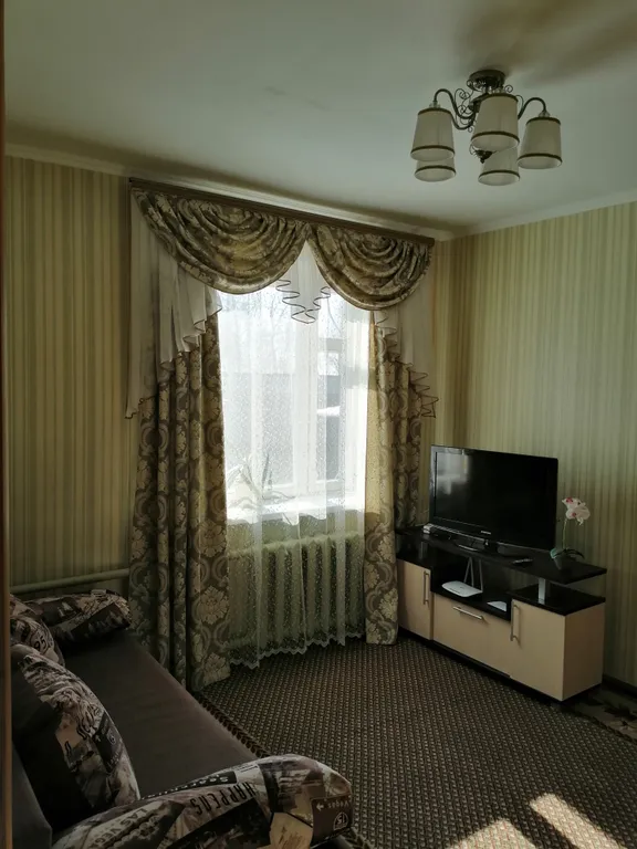 Уютный дом на берегу озера с баней на дровах