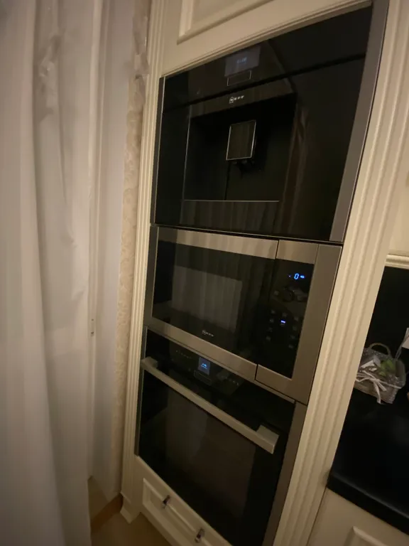 3-комнатная уютная квартира с биокамином и панорамными окнами