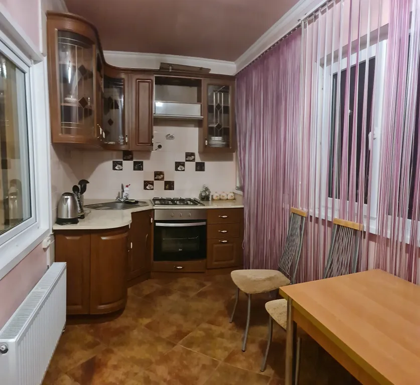 Квартира Пятиместный двухкомнатный Люкс — Лабинск