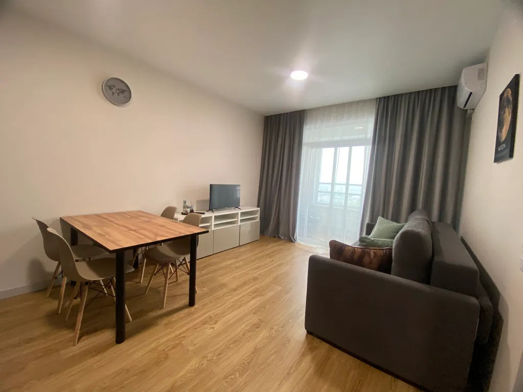 Апартаменты Челбукинг в ЖК комфорт класса на главном проспекте города