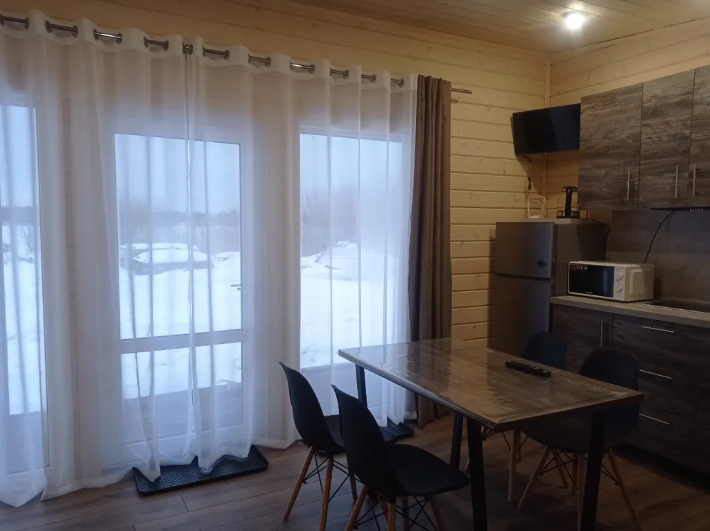 Дом на берегу Ладожского озера