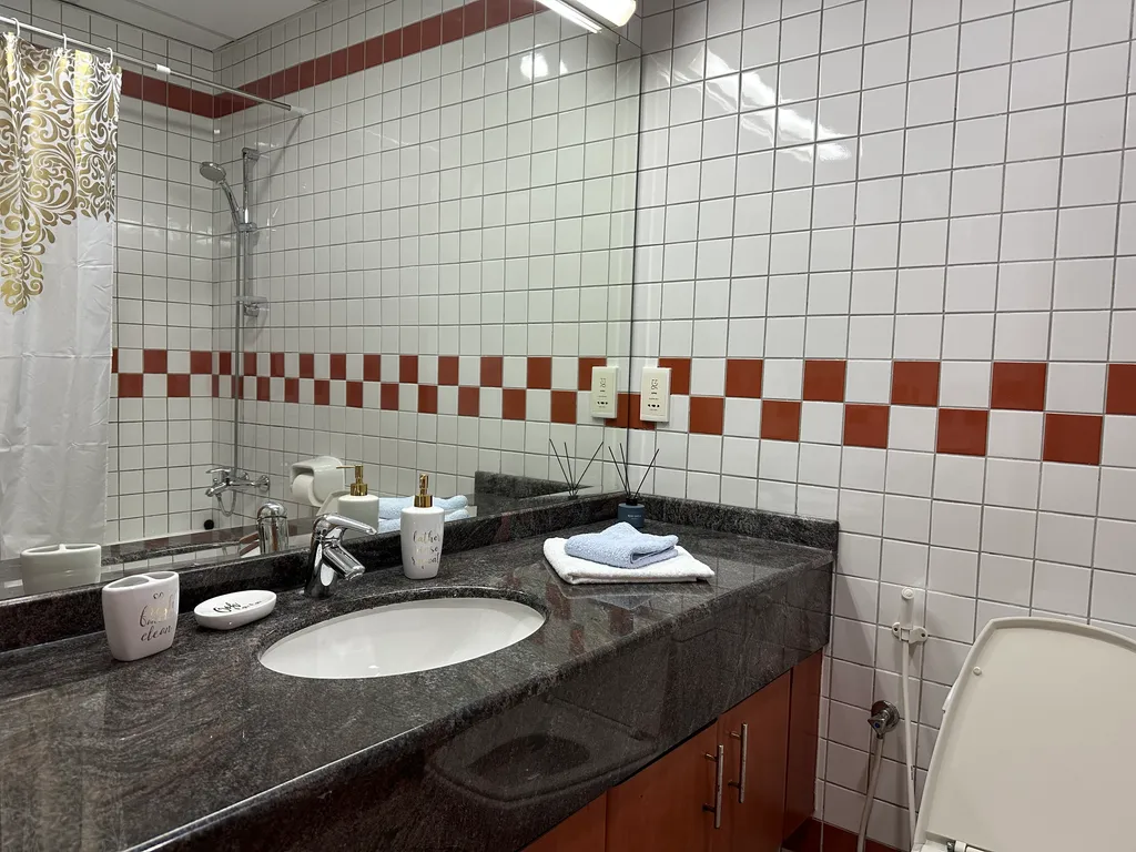 Апартамент с 2 спальнями и прекрасным видом на Марину