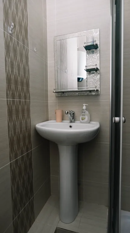 Дом вдали от дома