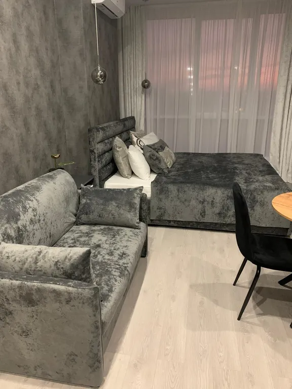 Стильный апартамент Черный Жемчуг Делюкс в центре Краснодара