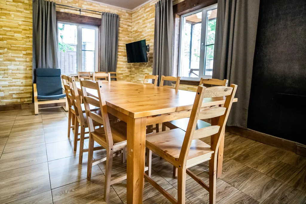 Дом на берегу озера