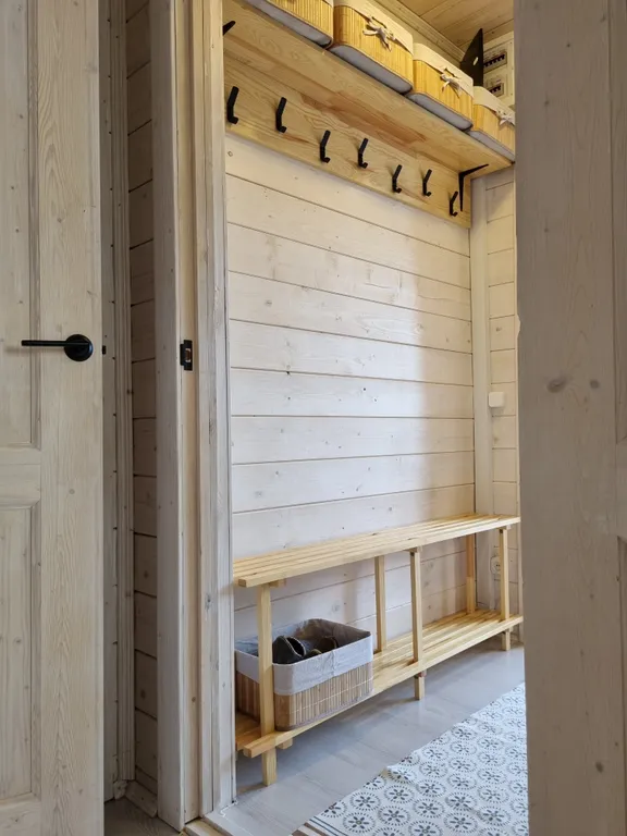 Деревянный дом в деревне дача фермера