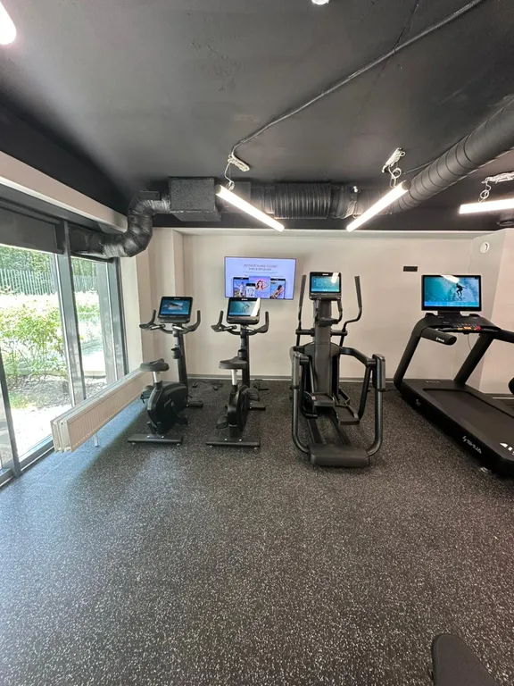 Апарт Hvoja в парке у Финского залива в доме с бассейном и сауной