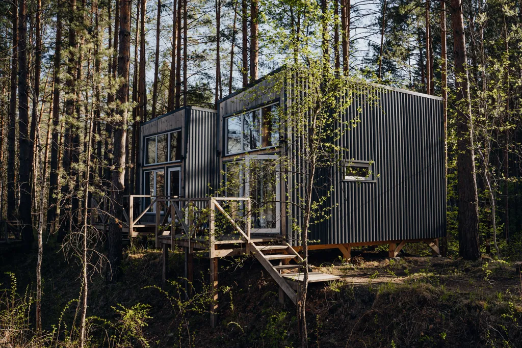 Дом с видовой террасой на берегу Катуни