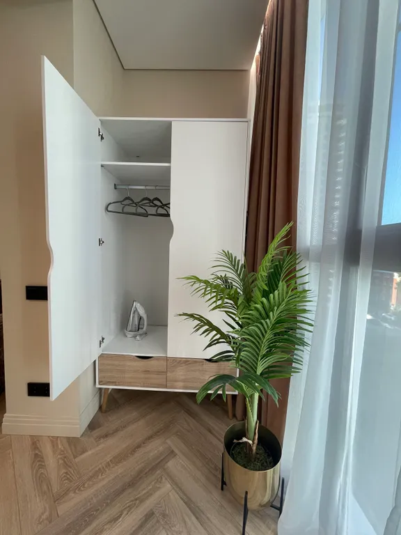 Супер видовая квартира в элитном доме с новым дизайнерским ремонтом