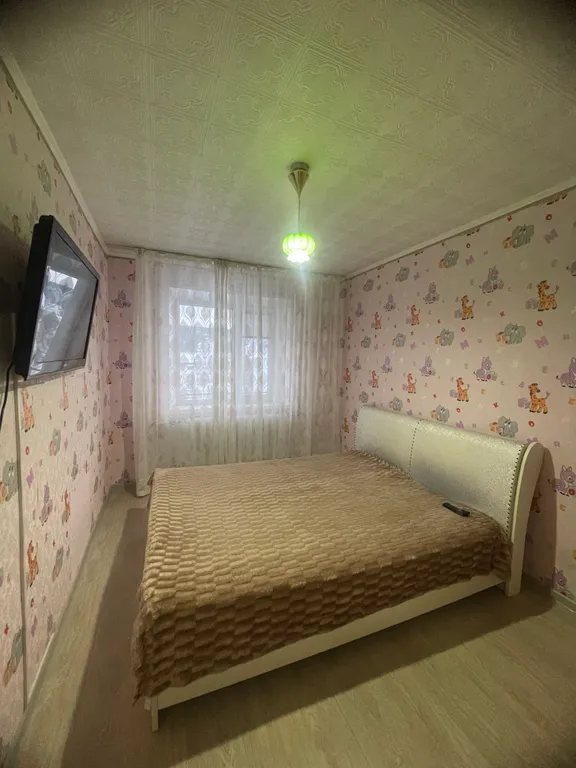 Уютная квартира с видом на горы — аренда посуточно в Ленск