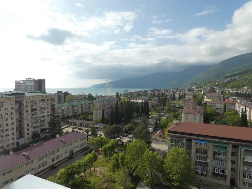 Квартира Дизайнерская квартира с панорамными видами на море и горы — Гагра