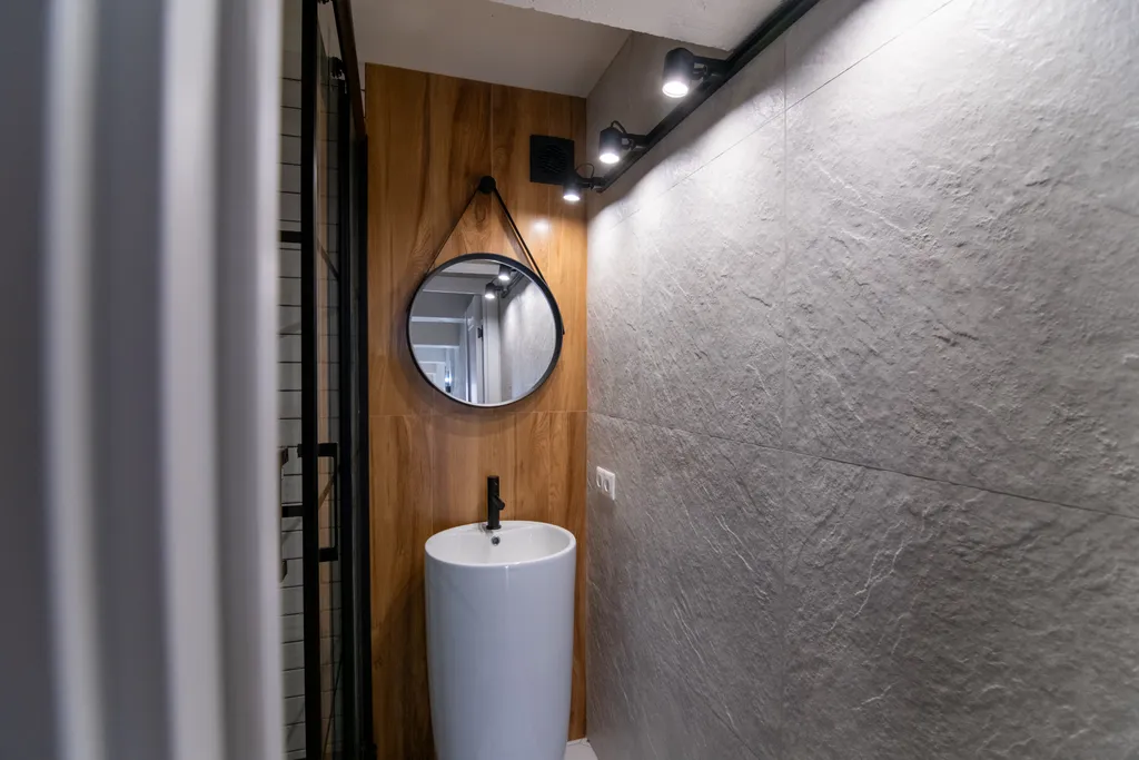 Двухэтажная студия с дизайнерским ремонтом