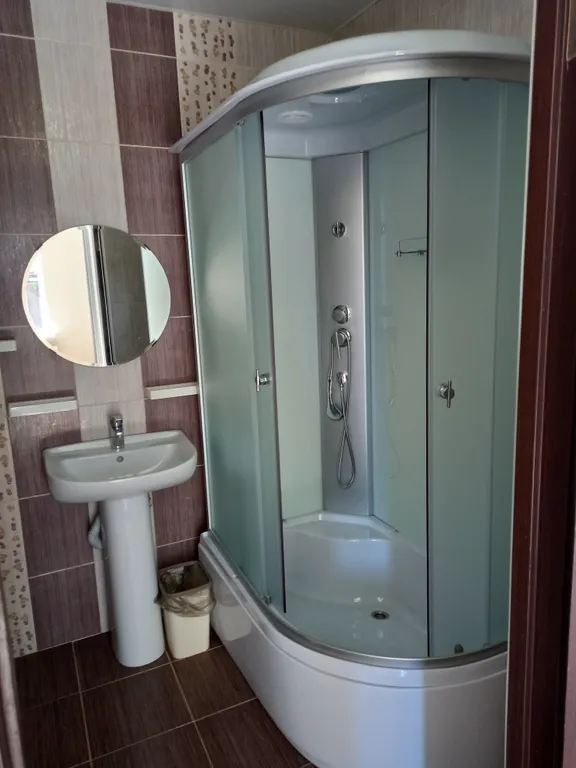 Коттедж Полдома с отдельным входом для семейного отдыха — Геленджик