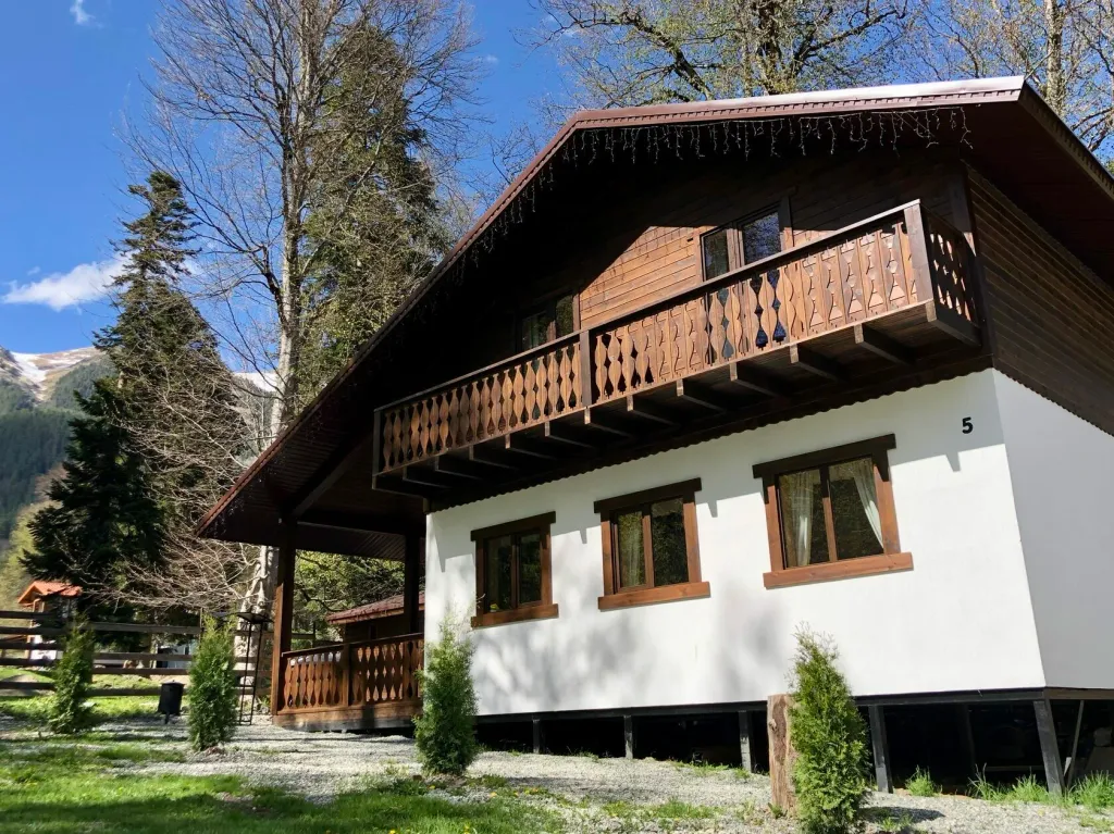 Коттедж 4-комнатный Дом — аренда посуточно в Архыз