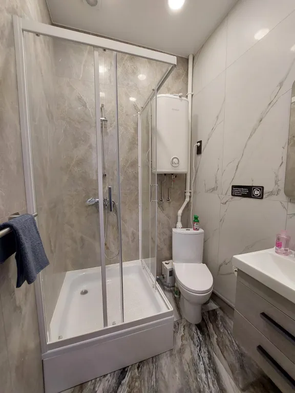 Студия Лакшери