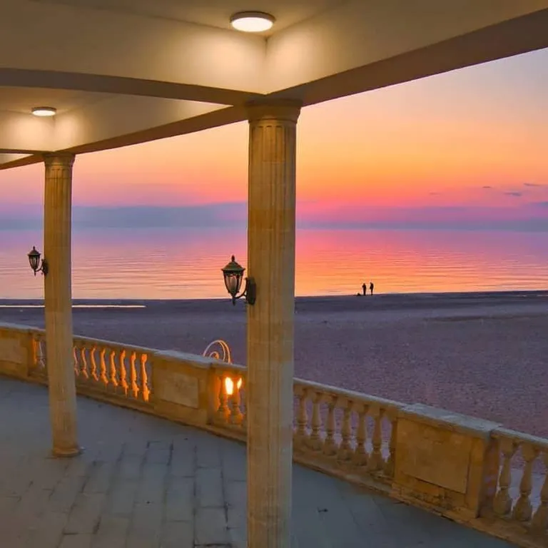 Уютная квартира на набережной у центрального входа