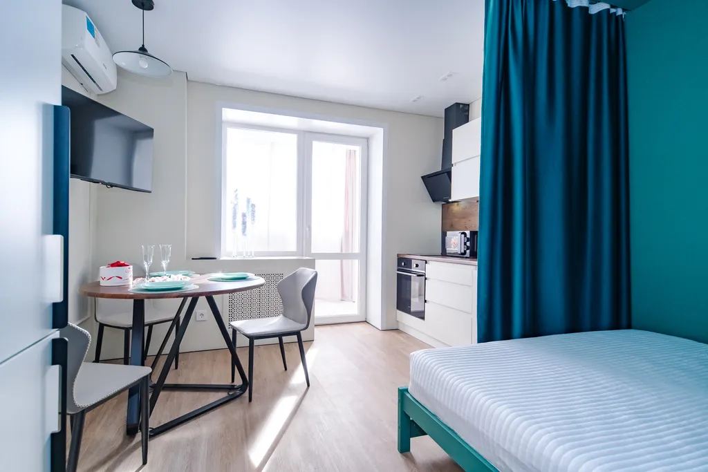 Чистая уютная студия в центре, заселение до 23-00