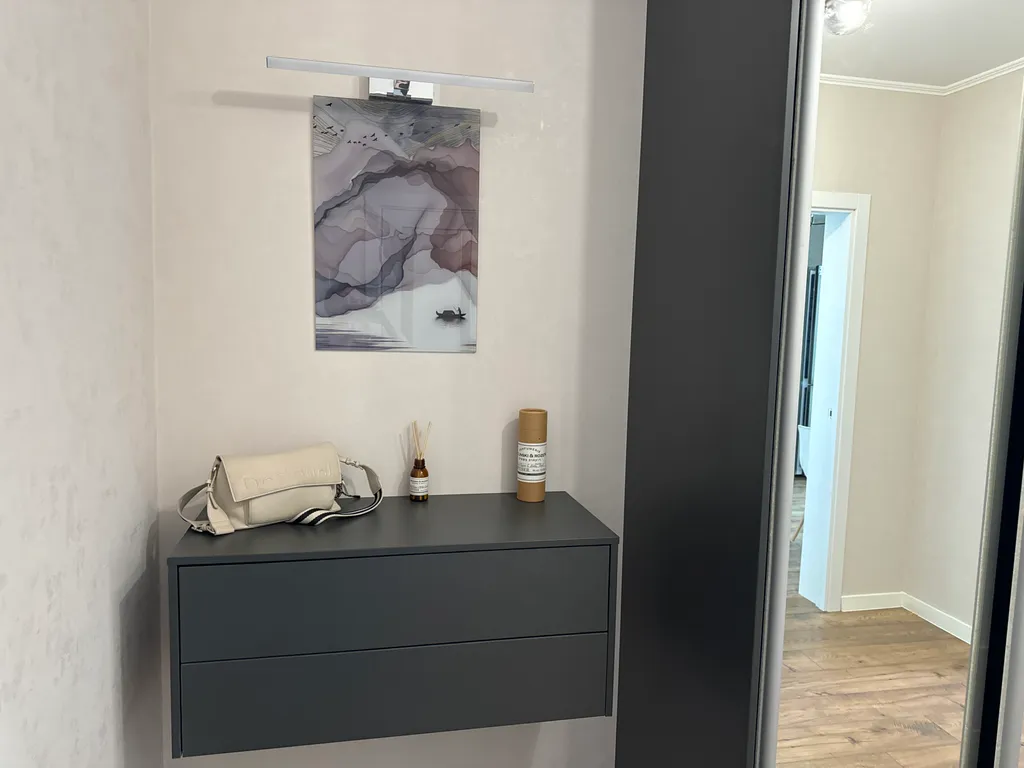 Уютная, благоустроенная квартира, в новом доме с видом на море и горы