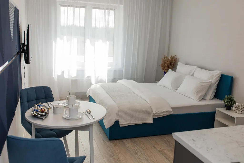 Совремeнная cтильная квартира-студия в новом ЖК — аренда посуточно в Ижевск