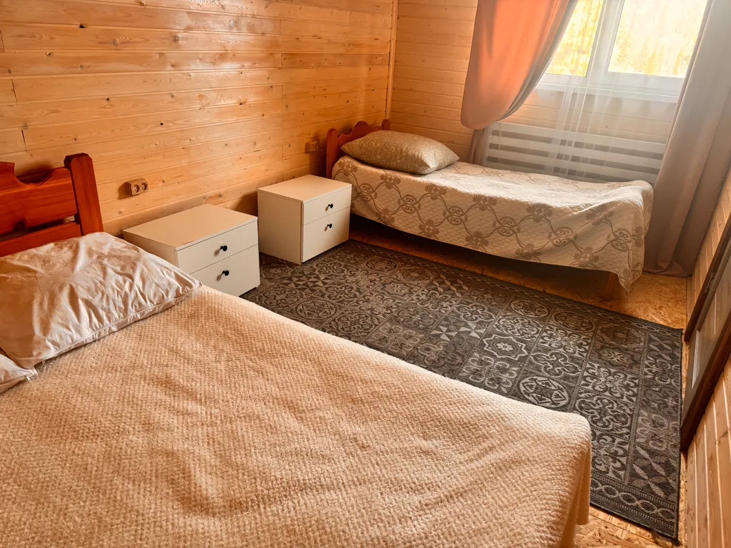 Комфортабельный просторный, кедровый коттедж на Усадьбе у костра