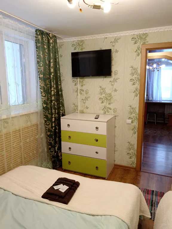 Благоустроенный дом 100кв.м с березовым лесом на территории.