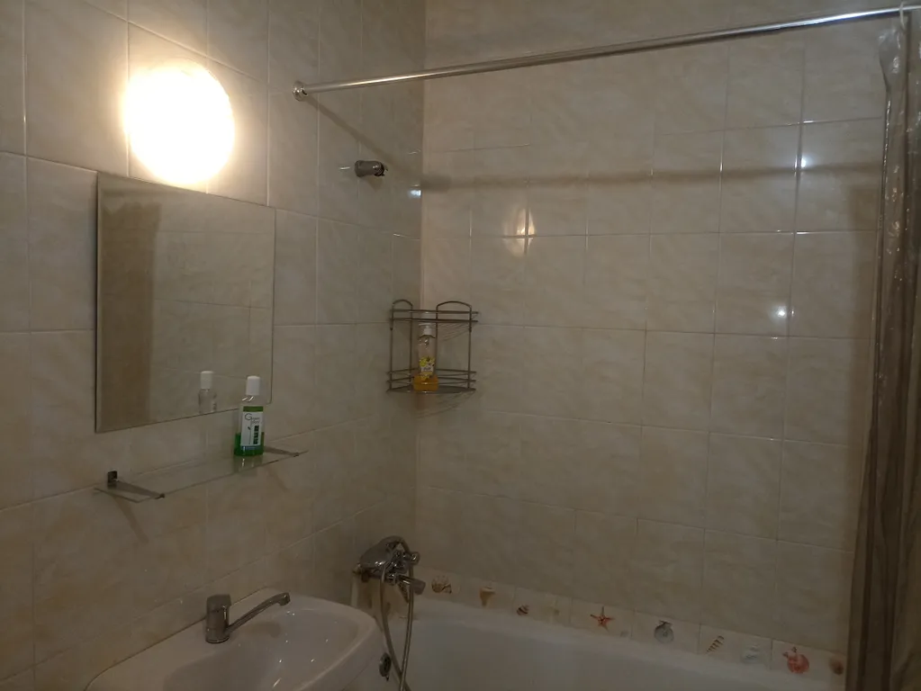 Просторная квартира в новом доме, метро