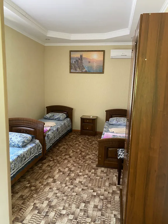 Коттедж Уютный жилой дом на берегу Азовского моря — Кучугуры