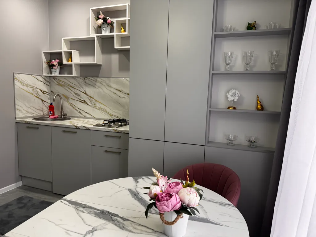 Новая дизайнерская квартира в современном районе города