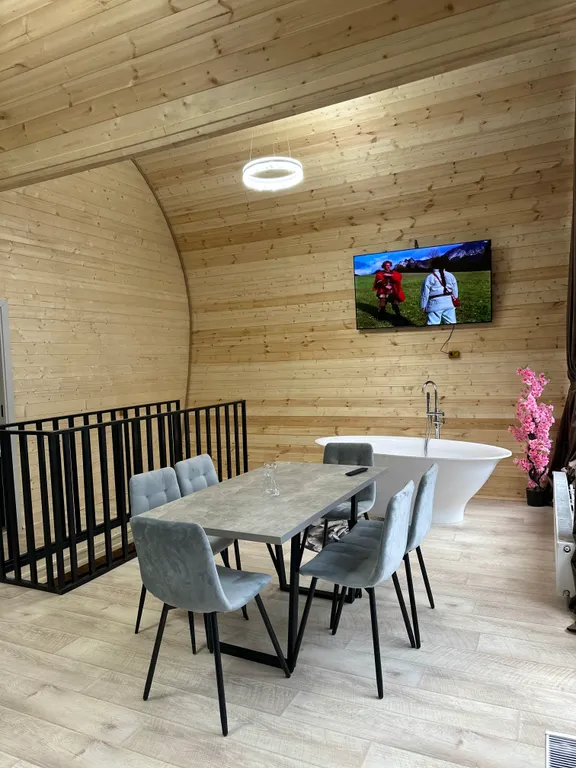 Коттедж - Сердце с видом на горы и лес