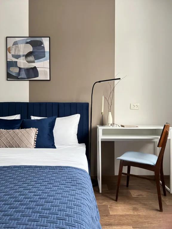 Квартира Просторная квартира с видом на сквер — Красноярск