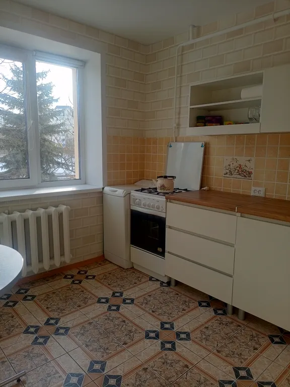 Ледовый дворец. Площадь герба и флага. Парк тысячелетия