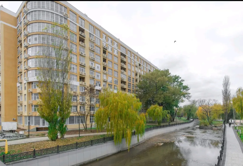 Уютная светлая квартира в центре города