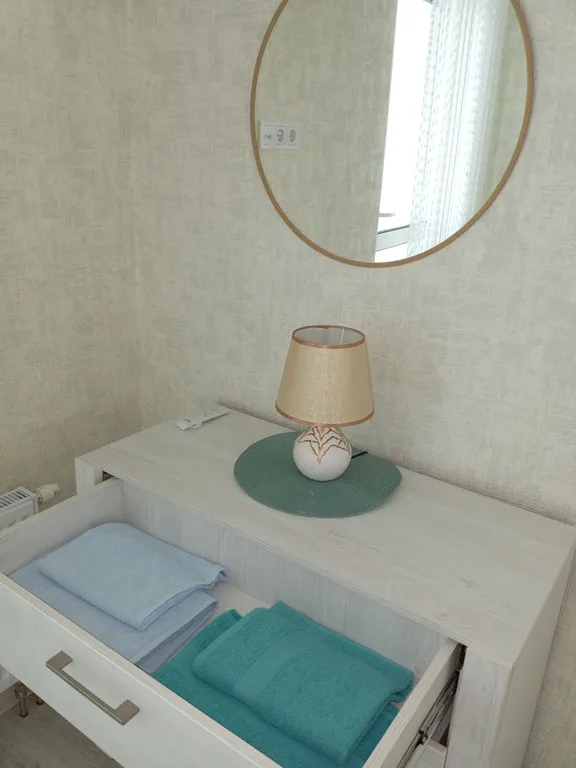 Уютная современная евродвушка с шикарным видом из панорамных окон