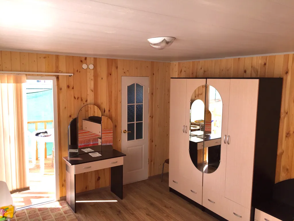 Домик с верандой