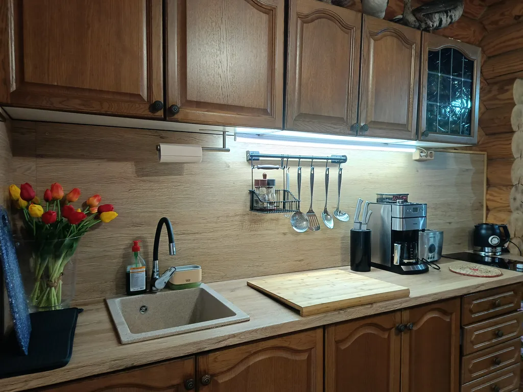 Уютный дом с бильярдом и сауной на побережье водохранилища