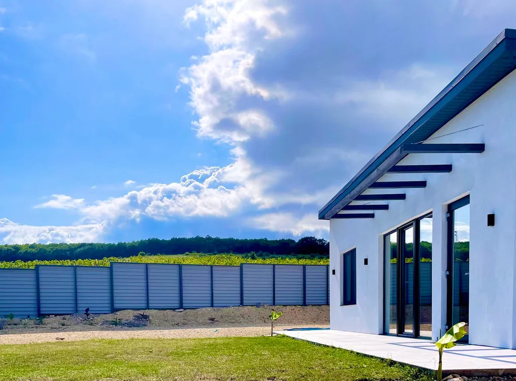 Коттедж Уютный приватный дом с бассейном в горах среди виноградников — аренда посуточно в Анапа