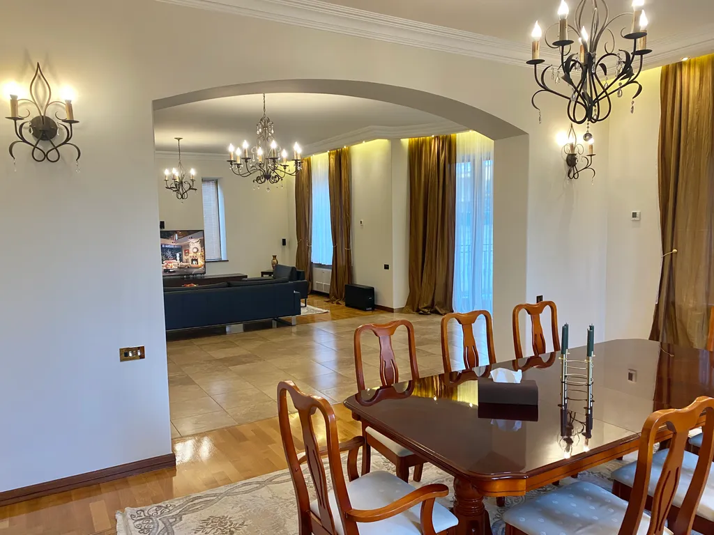 Шикарная вилла со всеми удобствами в самом чистом районе города