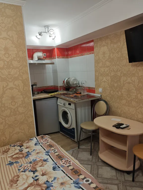 Красная квартира - студия