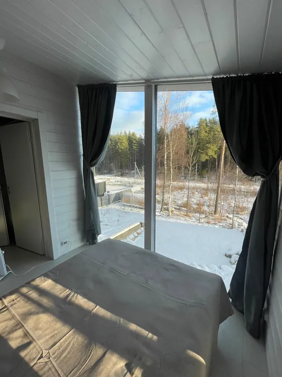 Дом на возвышенности с видом на лес в КП Сосновские озера