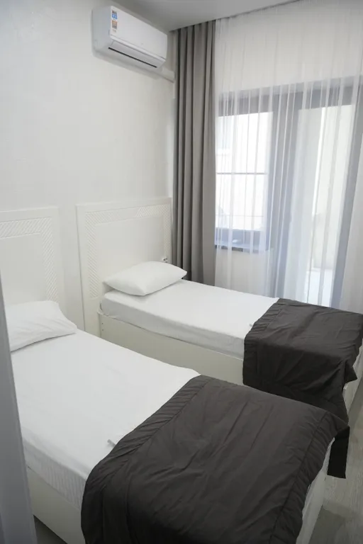 2 х комнатные апартаменты на 4 человека, с бассейном на крыше