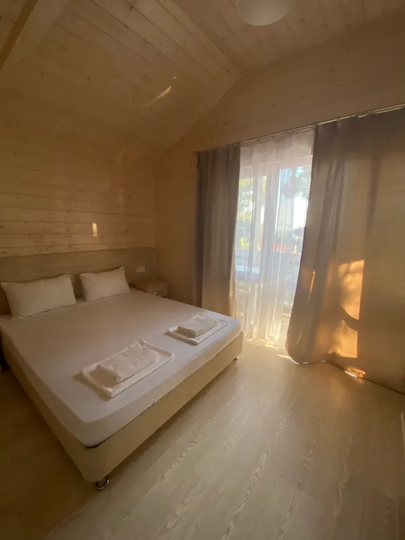 Отдельный домик на 3 человека с кухней