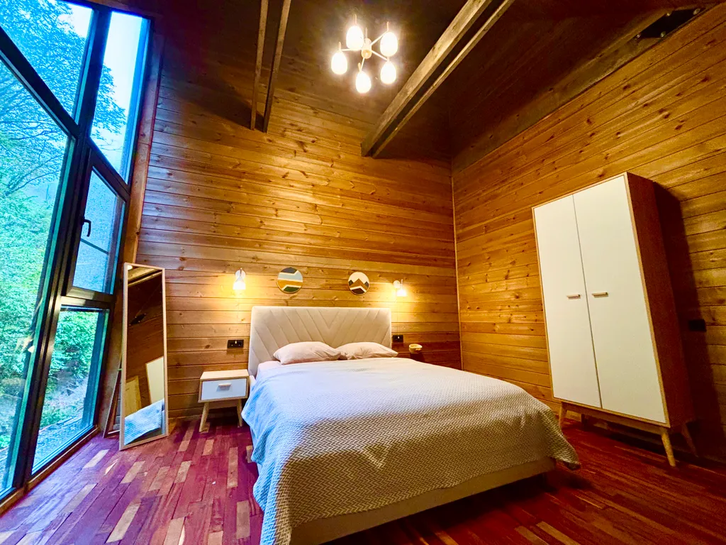 2эт. квартира 110м², вид на озеро и горы