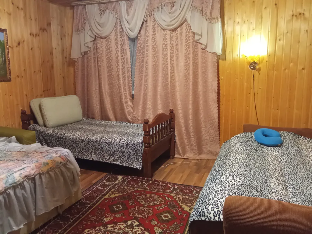 Уютный коттедж до 10 гостей с удобной локацией для торжеств и отдыха