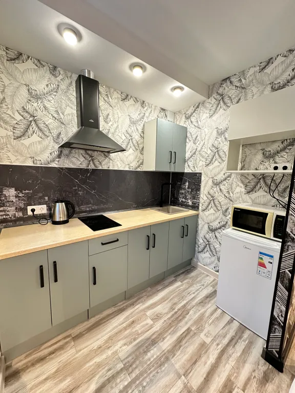 Квартира-студия в 5 минутах ходьбы от жд вокзала и автовокзала