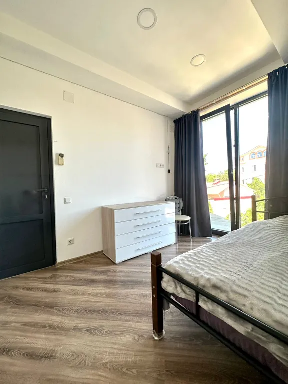 Уютная квартира рядом с морем в частном доме с садом