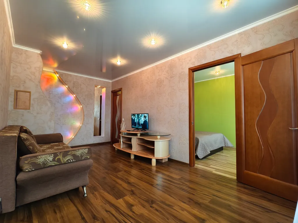 Стильная двухкомнатная квартира в самом центре рядом с рынком