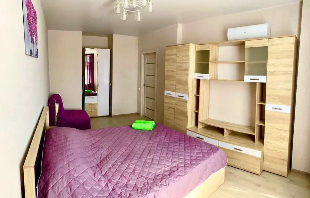 Уютная квартира расположения у живописного пригорья