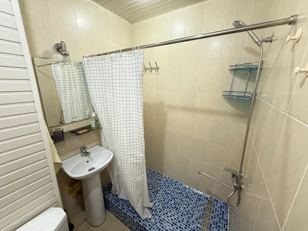 Большая квартира рядом с метро